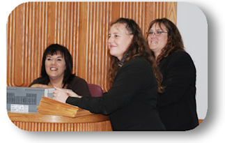 Lisa Fonteyn, Jodi Cheslock and Katie Alonzo in court